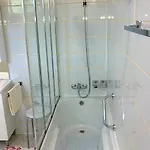 Andy -private Yard, Swimming Pool, Panoramic View アパート イモツキ