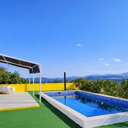 Andy -private Yard, Swimming Pool, Panoramic View * Imotski