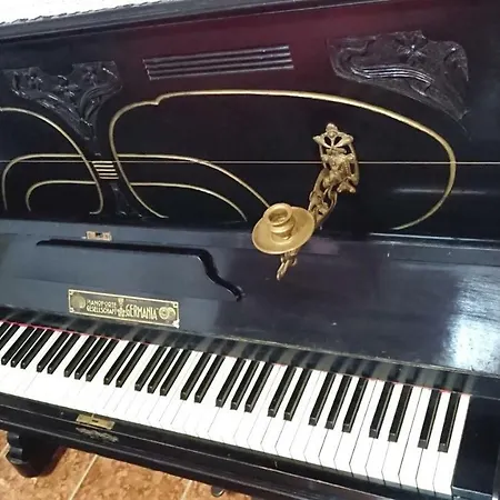 Lägenhet Andy -private Yard, Swimming Pool, Panoramic View *