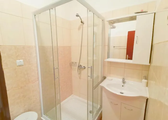 Andy -private Yard, Swimming Pool, Panoramic View