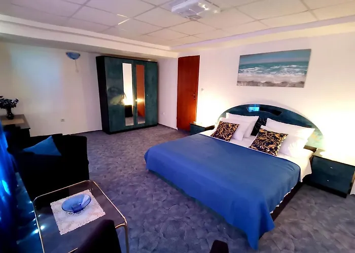 Andy -private Yard, Swimming Pool, Panoramic View Apartament Imotski