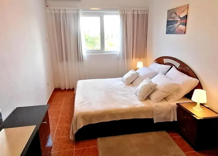 Appartement Andy -private Yard, Swimming Pool, Panoramic View *